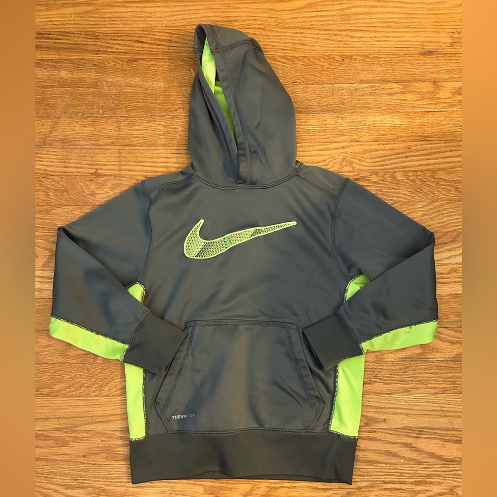 Nike Therma-Fit Hoodie - S